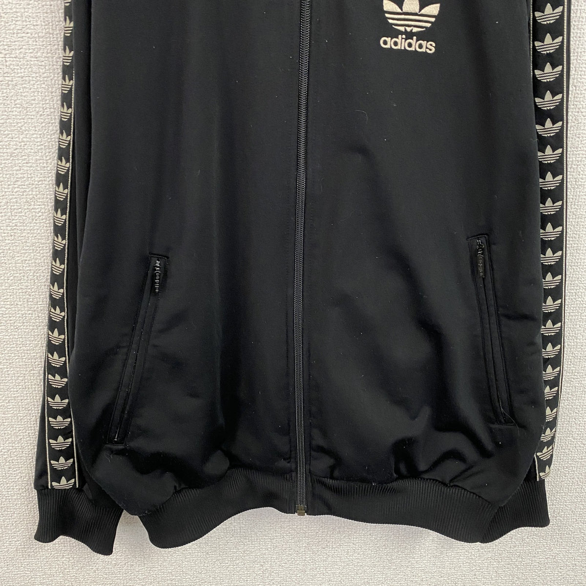 90s～　adidas　アディダス　トラックジャケット/ジャージ　トレフォイルロゴ　ヴィンテージ　黒　ブラック　Mサイズ　古着