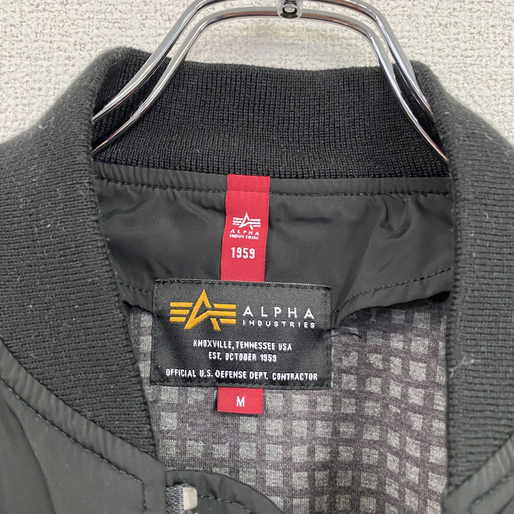 ALPHA INDUSTRIES　アルファインダストリーズ　MA-1　ブルゾン/スイングトップ　黒　ブラック　Mサイズ　古着