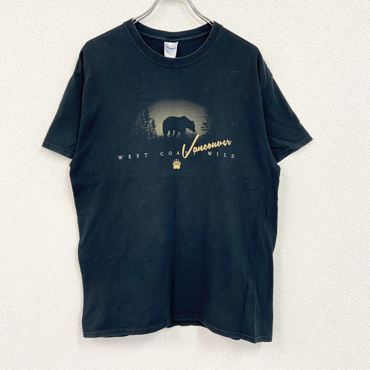 GILDAN　ギルダン　半袖プリントアニマルTシャツ　CANADA　クルーネック　黒　ブラック　Lサイズ　古着