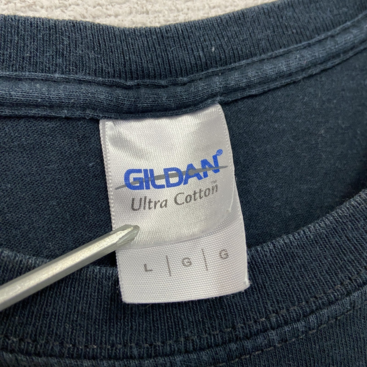 GILDAN　ギルダン　半袖プリントアニマルTシャツ　CANADA　クルーネック　黒　ブラック　Lサイズ　古着