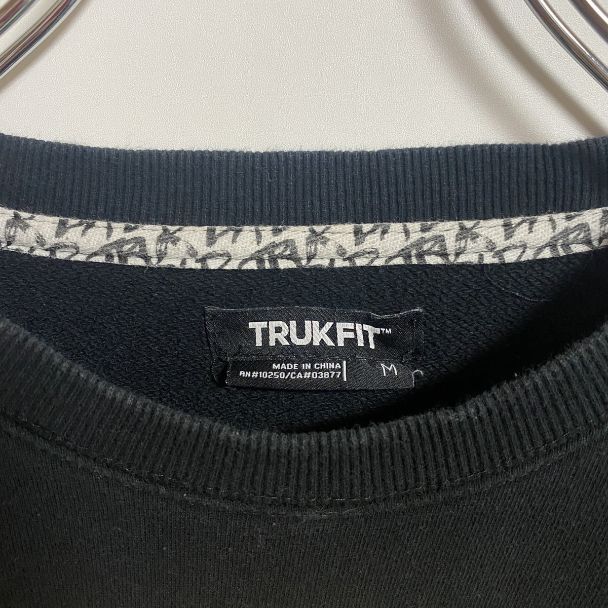 TRUKFIT　長袖クルーネックプリントスウェット　アニマル柄　レオパード　レトロ　デザイン　秋冬服　Mサイズ　古着