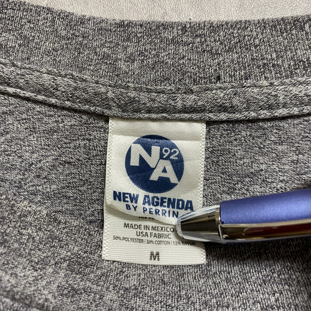 NEW AGENDA　半袖プリントカレッジＴシャツ　グレー　灰色　ペンシルベニア　大学　フットボール　Mサイズ　古着