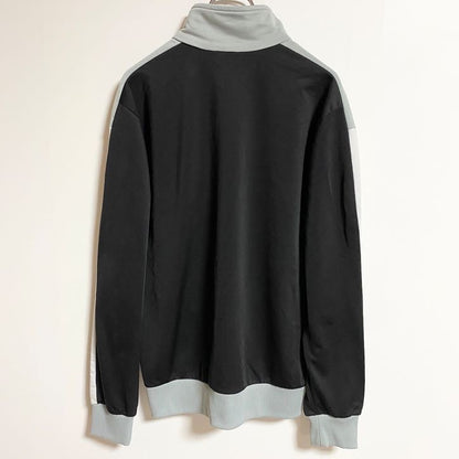 古着 used　puma プーマ　長袖ジャージ　トラックジャケット　黒　ブラック　シンプル　秋冬服　Mサイズ