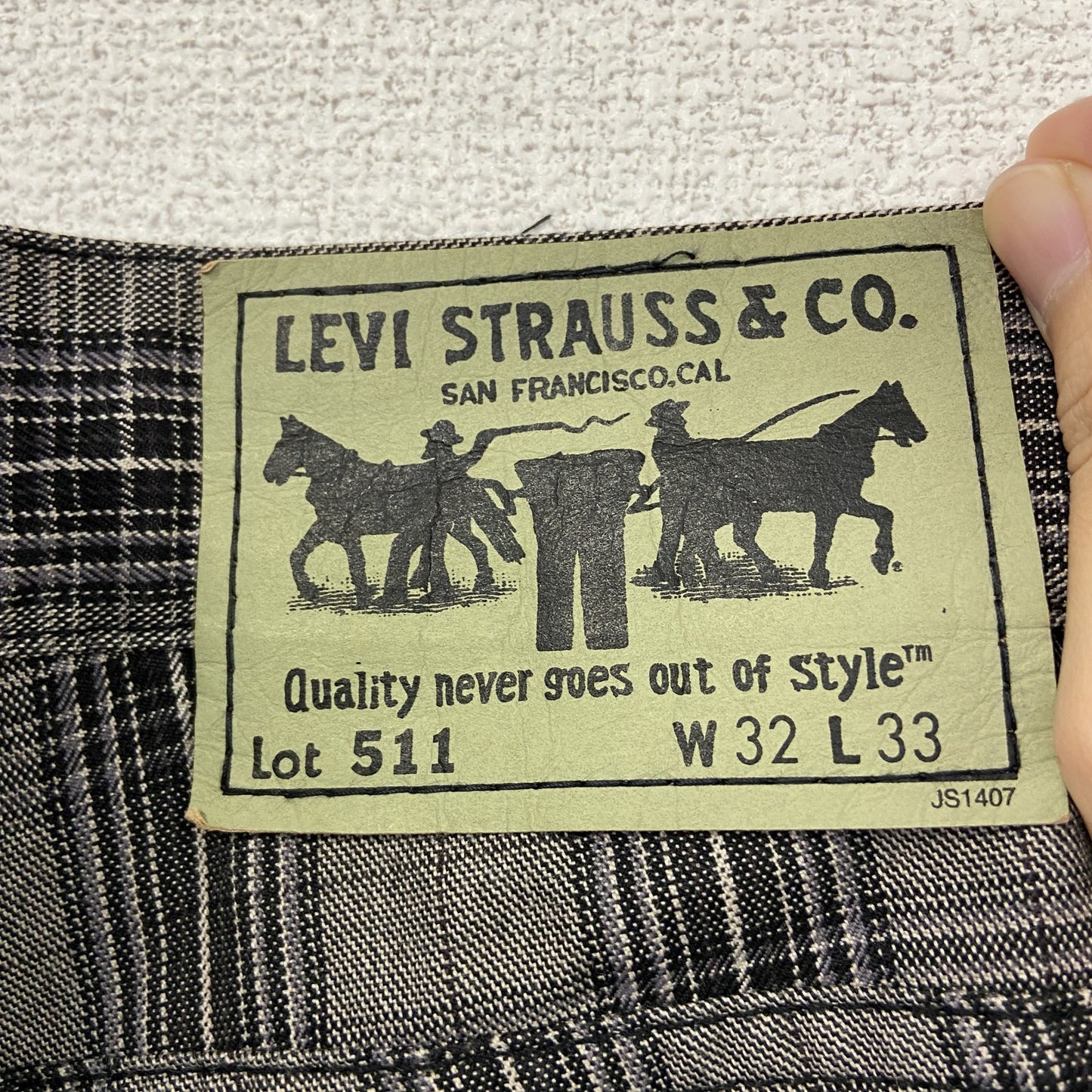 Levi’s　リーバイス　511　チェック柄スキニーパンツ　グレー　W32