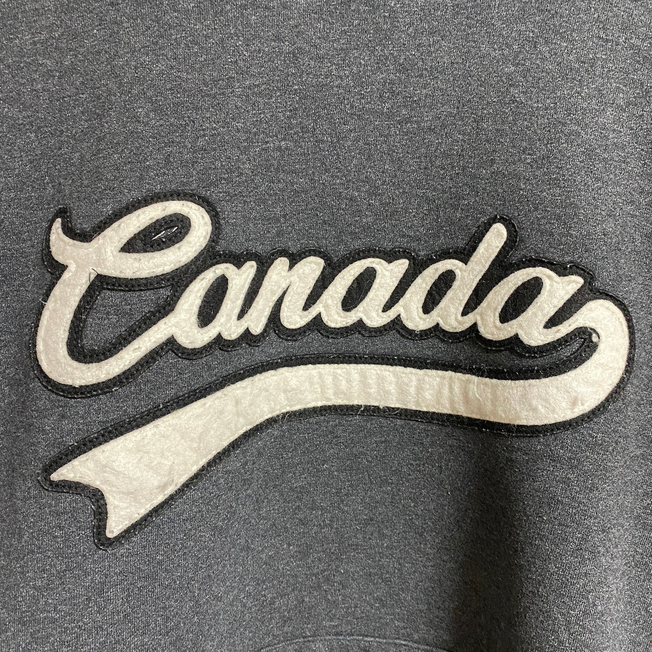 Wind River　CANADA　長袖ワッペンパーカー　プルオーバーパーカー　ダークグレー　Lサイズ　古着