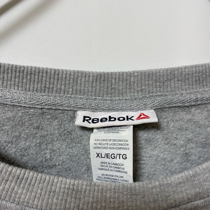 Reebok リーボック 長袖クルーネックロゴプリントスウェット　トレーナー　オーバーサイズ　グレー　灰色　XLサイズ　古着