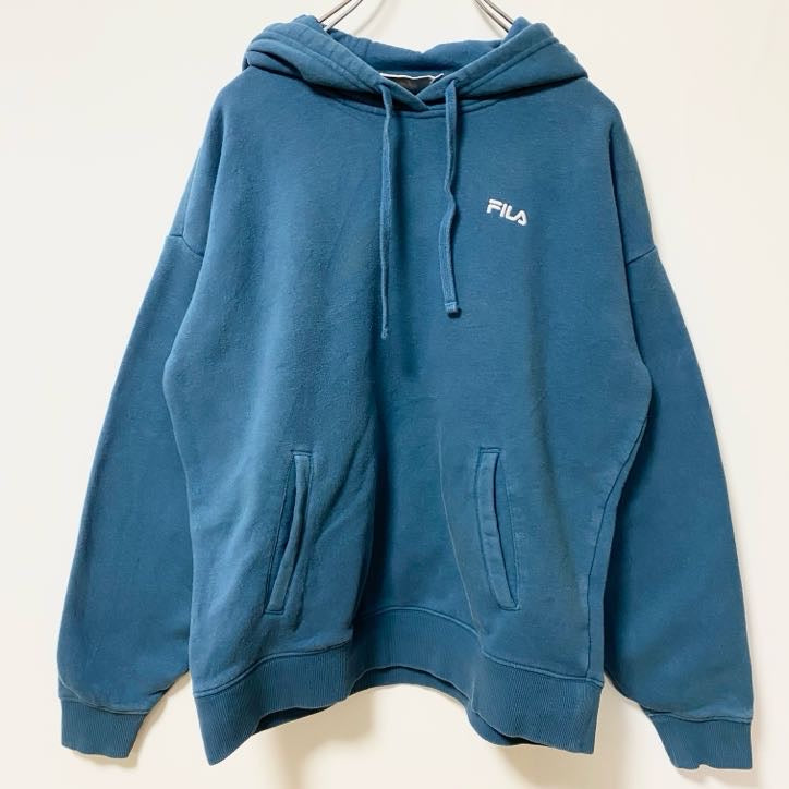 FILA フィラ 長袖ワンポイントロゴ刺繍プルオーバーパーカー　フーディー　ノームコア　ブルー　Ｍサイズ　古着