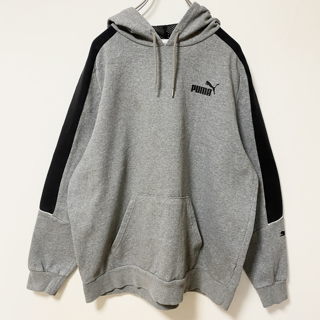 PUMA プーマ　長袖ワンポイントロゴプリントプルオーバーパーカー　フーディー　スポーティー　グレー　灰色　古着