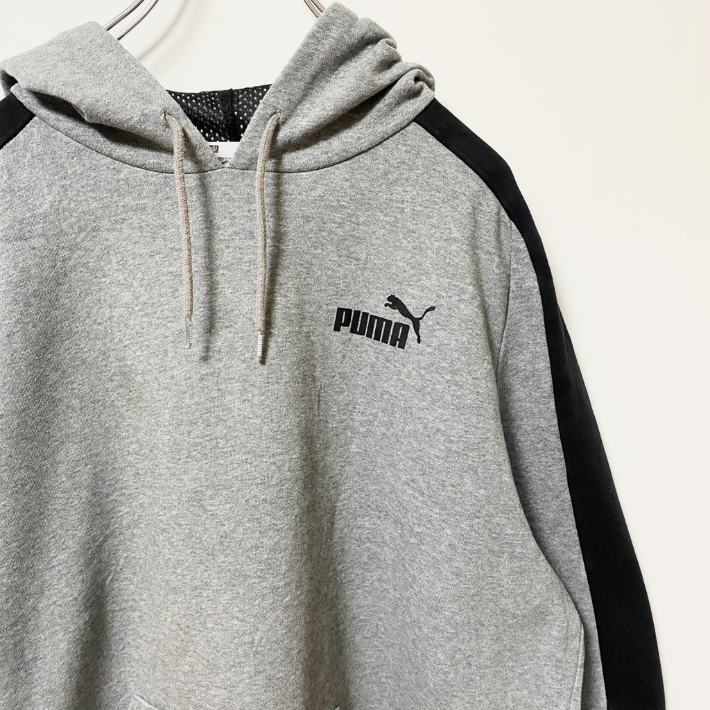 PUMA プーマ　長袖ワンポイントロゴプリントプルオーバーパーカー　フーディー　スポーティー　グレー　灰色　古着
