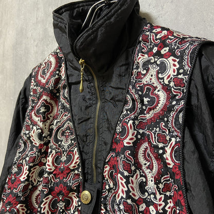 古着 used　LAVON　長袖柄ナイロンジャケット　ハイネックアウター　クレイジーパターン　肩パッド　黒　ブラック　レトロ