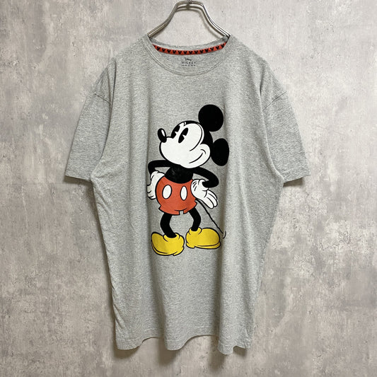 古着 used　Disney　ディズニー　半袖プリントTシャツ　グレー　Mickey　ミッキー　クルーネック　オーバーサイズ