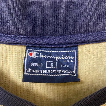 古着 used Champion チャンピオン 長袖Ｖネックワンポイントロゴニット　セーター　ベージュ　ヴィンテージ　Ｓサイズ