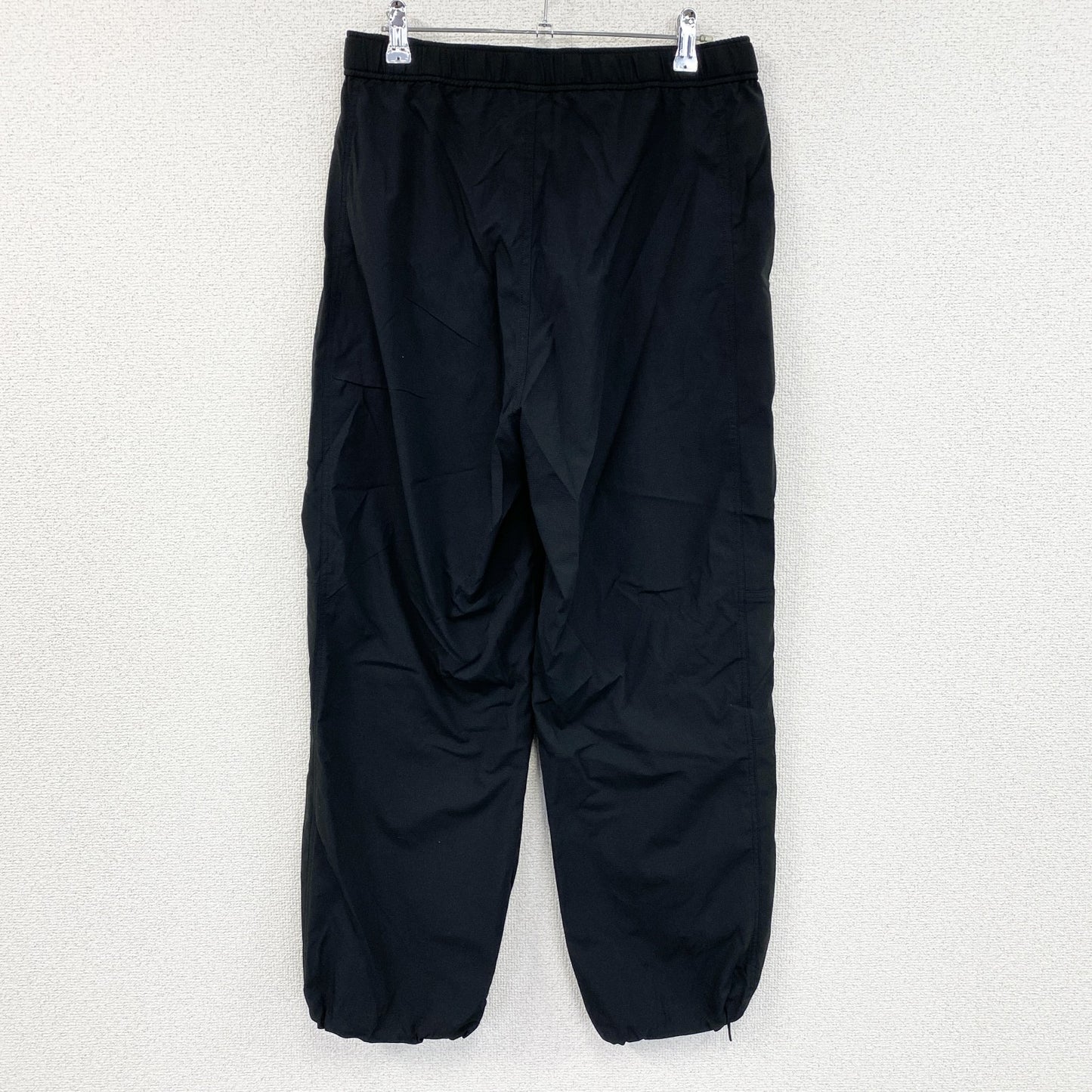 PUMA　プーマ　CORE HERITAGE　ウーブンパンツ　黒　ブラック　Sサイズ