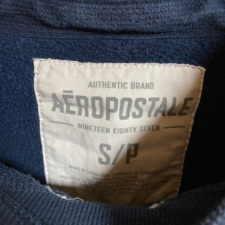 AEROPOSTALE　エアロポステール　長袖ロゴ刺繍パーカー　スウェットプルオーバー　ネイビー　紺　秋冬服　Ｓサイズ　古着