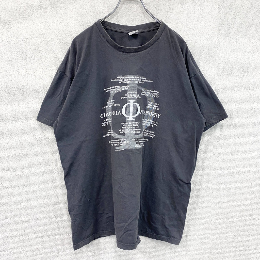 B&C　半袖プリントTシャツ　フェード　英字プリント　ビッグデザイン　クルーネック　黒　ブラック　2XLサイズ　古着