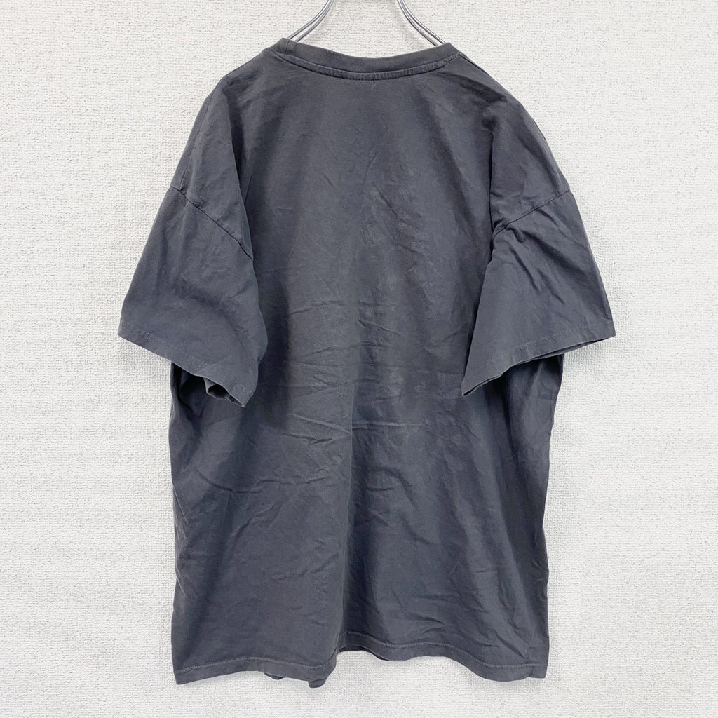 B&C　半袖プリントTシャツ　フェード　英字プリント　ビッグデザイン　クルーネック　黒　ブラック　2XLサイズ　古着