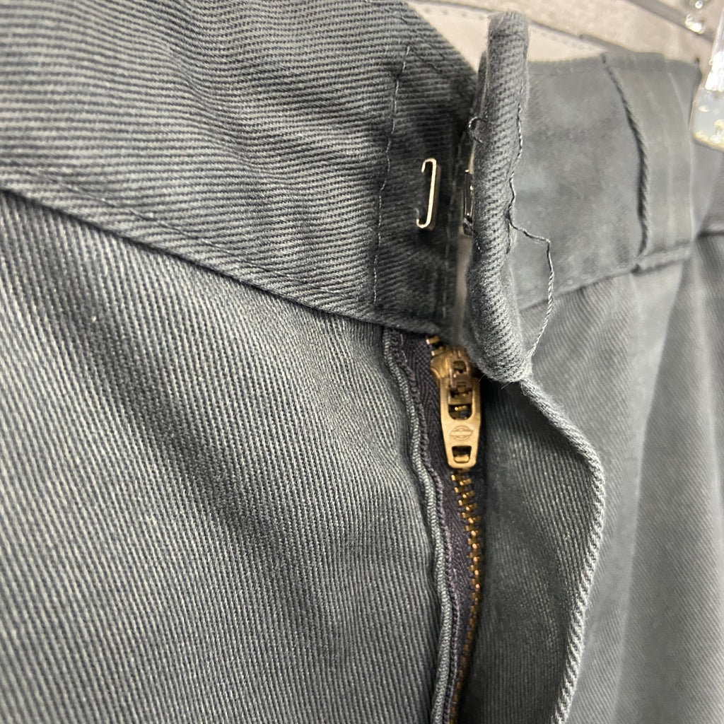 Dickies　ディッキーズ　ワークパンツ/チノパンツ　ジップフライ　ワンポイント　灰色　ダークグレー　古着