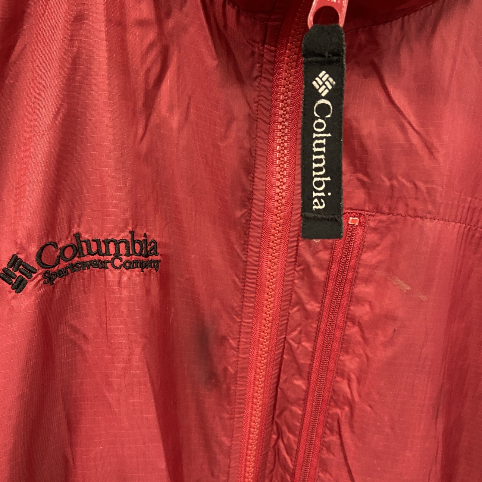 Columbia　コロンビア　フルジップナイロンジャケット　リップストップ　刺繍ロゴ　3つポケット　赤　レッド　Lサイズ　古着