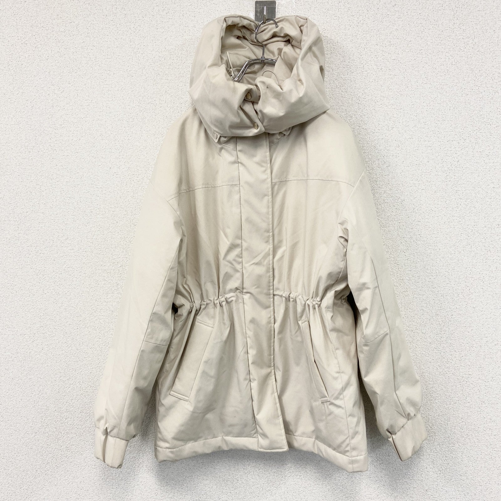 natural couture　ナチュラルクチュール　ダウンフェザージャケット　中綿入り　ハイネック　比翼仕立て　ベージュ　Fサイズ　古着