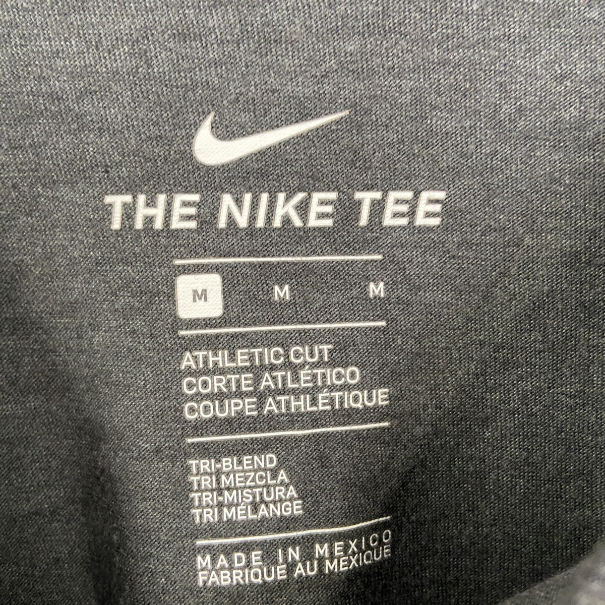 NIKE　ナイキ　半袖プリントTシャツ　TLU　BULLDOGS　グレー　灰色　スウッシュロゴ　レトロ　Mサイズ　古着