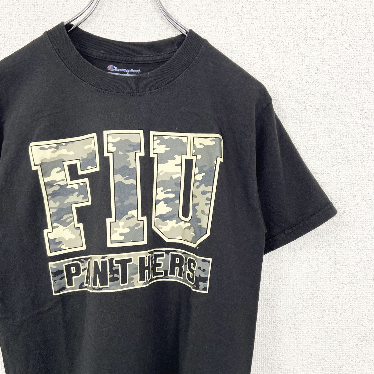 Champion　チャンピオン　半袖プリントTシャツ　FIU　PANTHERS　黒　ブラック　迷彩柄　Sサイズ　古着