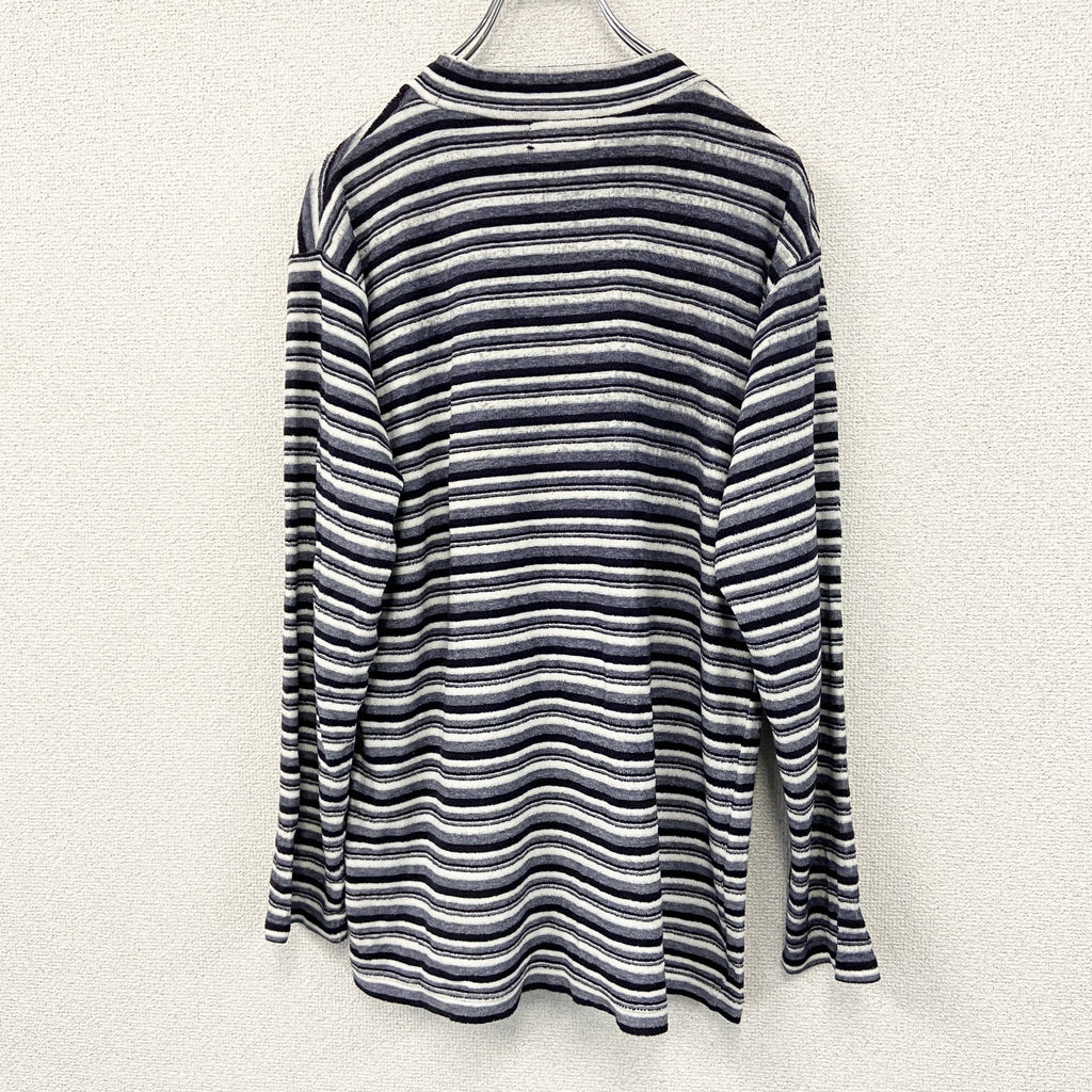 GUESS　ゲス　長袖フリースＴシャツ　ボーダー柄　ワンポイント　マルチカラー　Ｍサイズ　古着