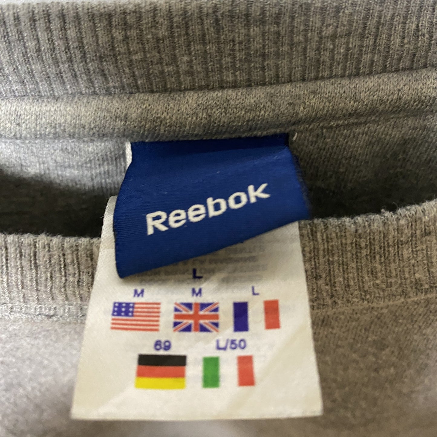 古着 used　Reebok　リーボック　長袖ワンポイントロゴ刺繡スウェット　トレーナー　レトロデザイン　グレー　灰色　Lサイズ