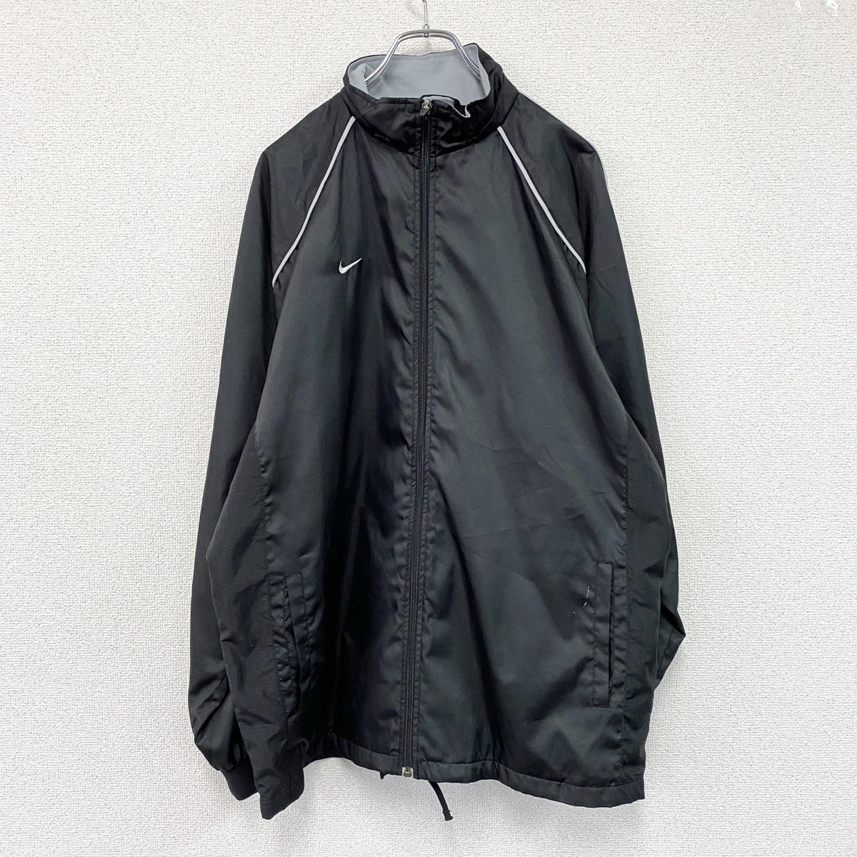 NIKE　ナイキ　トラックジャケット/ジャージ　スウッシュ　黒　ブラック　2XLサイズ　古着