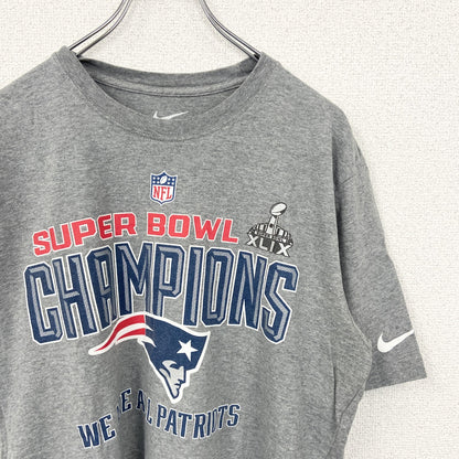 古着 used　NIKE ナイキ　半袖センタープリントTシャツ　SUPER BOWL　ペイトリオッツ　アメフト　グレー　Lサイズ