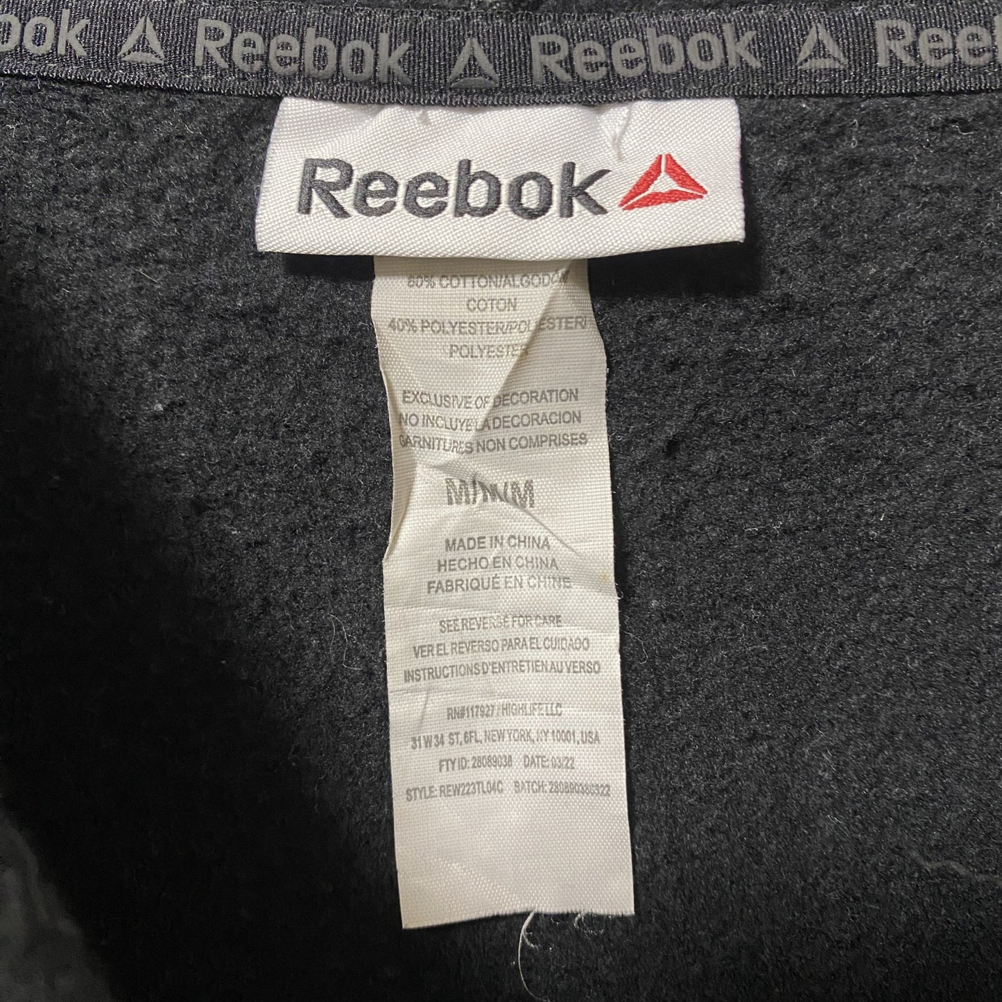 古着 used Reebok リーボック　長袖ロゴプリントプルオーバーパーカー　フーディー　スポーティー　黒　Mサイズ