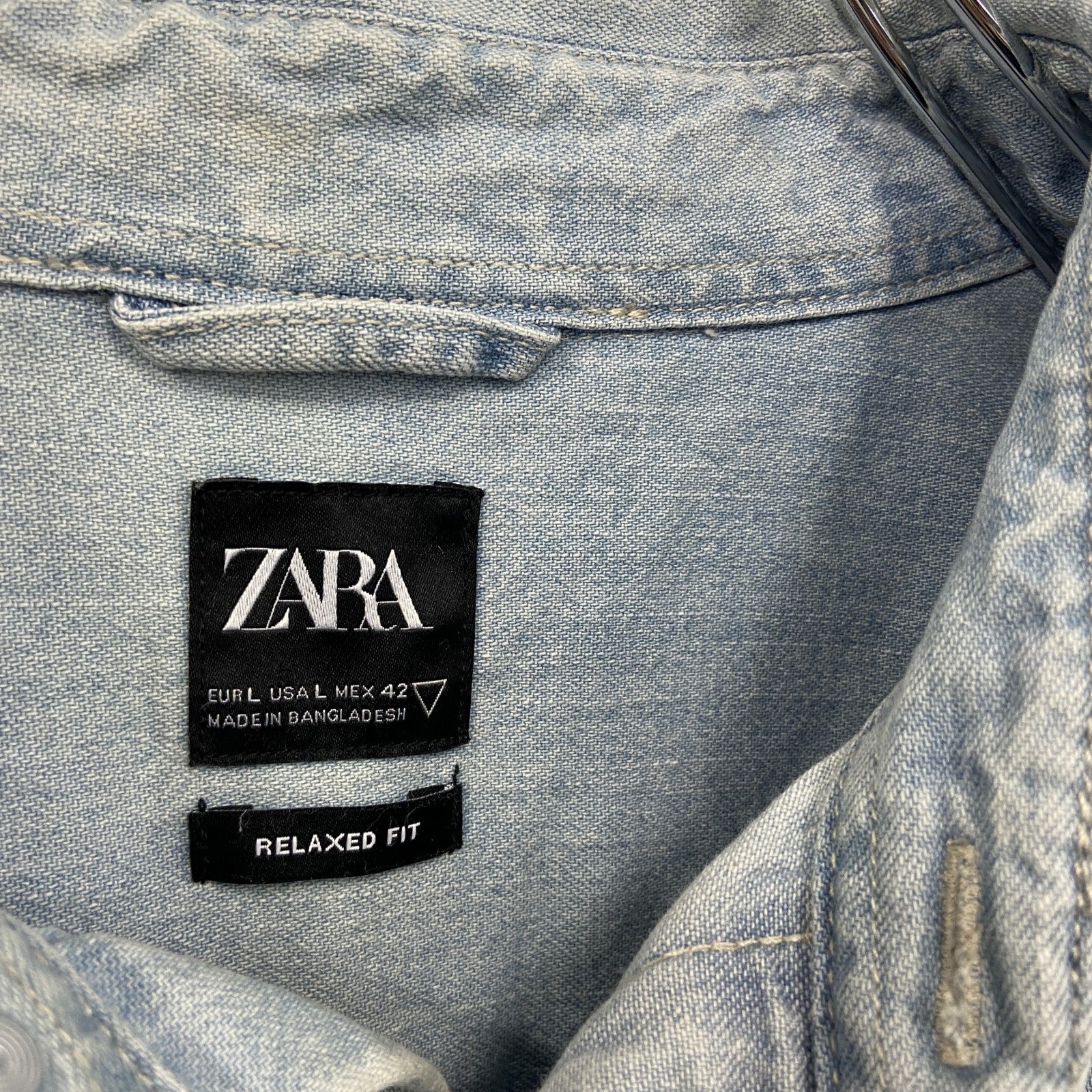 ZARA　ザラ　RELAXED FIT　長袖デニムシャツジャケット　フェード　2つポケット　ペイントデザイン　インディゴ　Lサイズ　古着