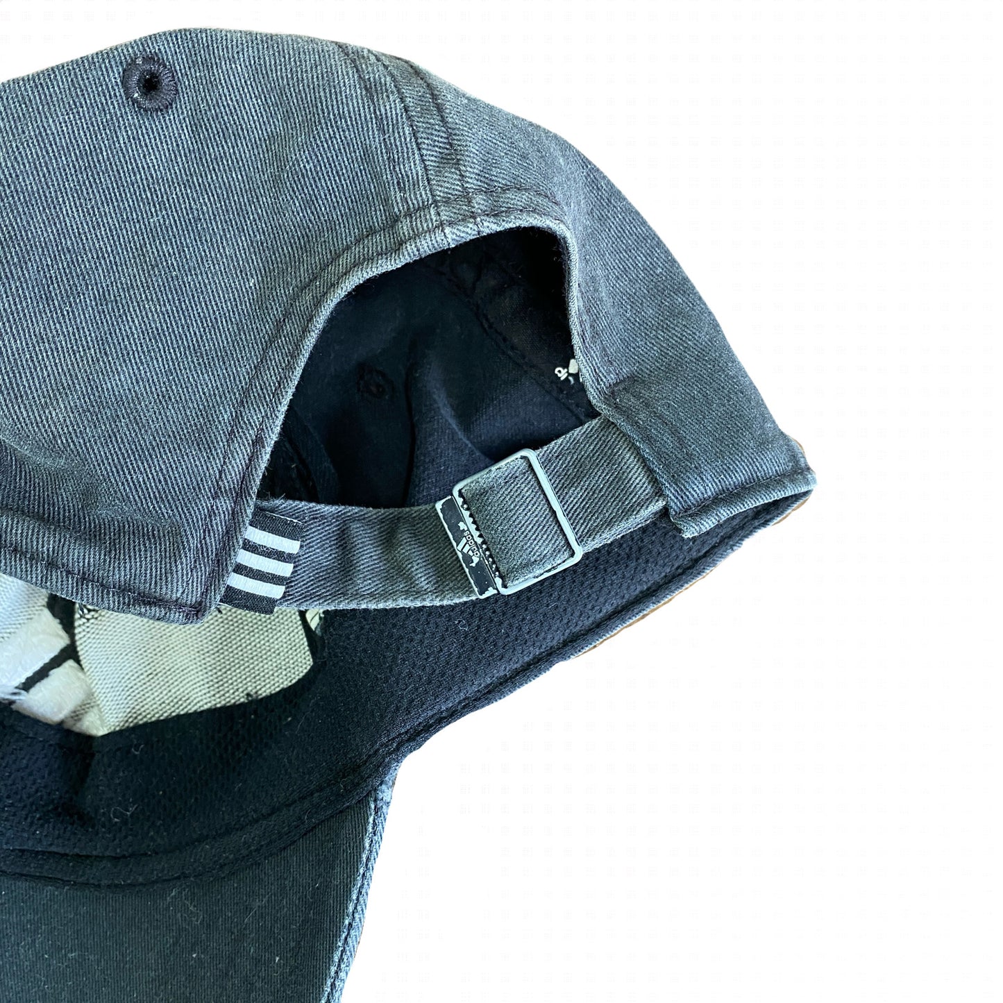 adidas　アディダス　6パネルキャップ　ベースボールキャップ　デカロゴ　黒　ブラック　フリーサイズ