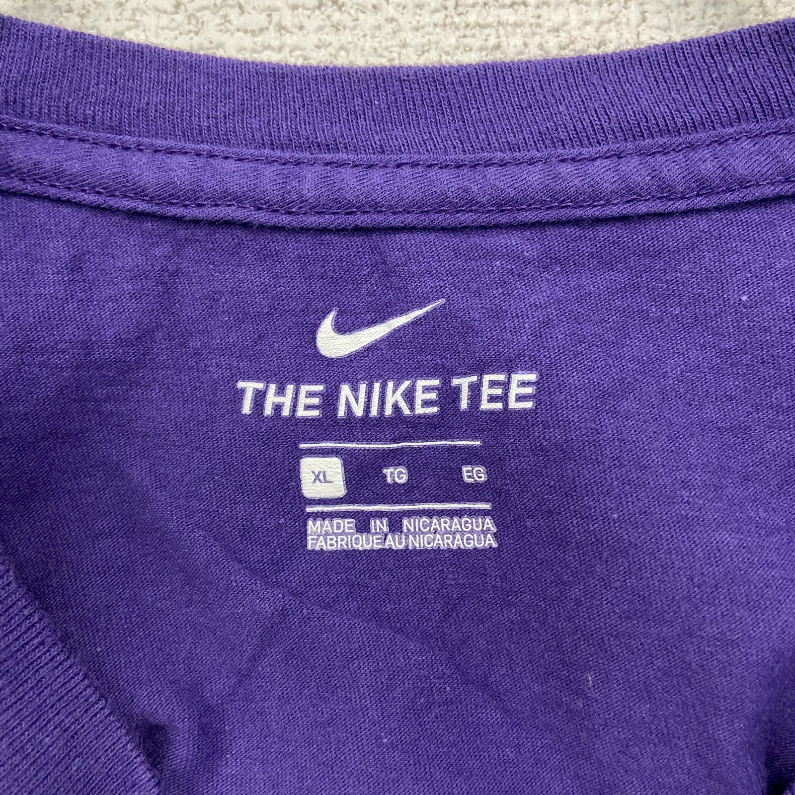 NIKE ナイキ　半袖プリントTシャツ　ソフトボール　クルーネック　スウッシュロゴ　紫　パープル　XLサイズ　古着
