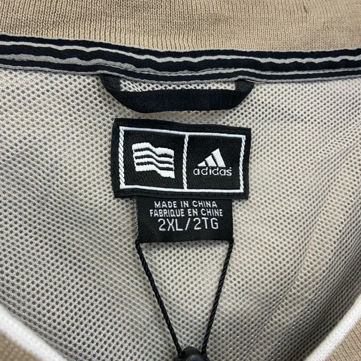 adidas　アディダス　プルオーバージャケット　タグ付き　ベージュ　2XLサイズ　古着