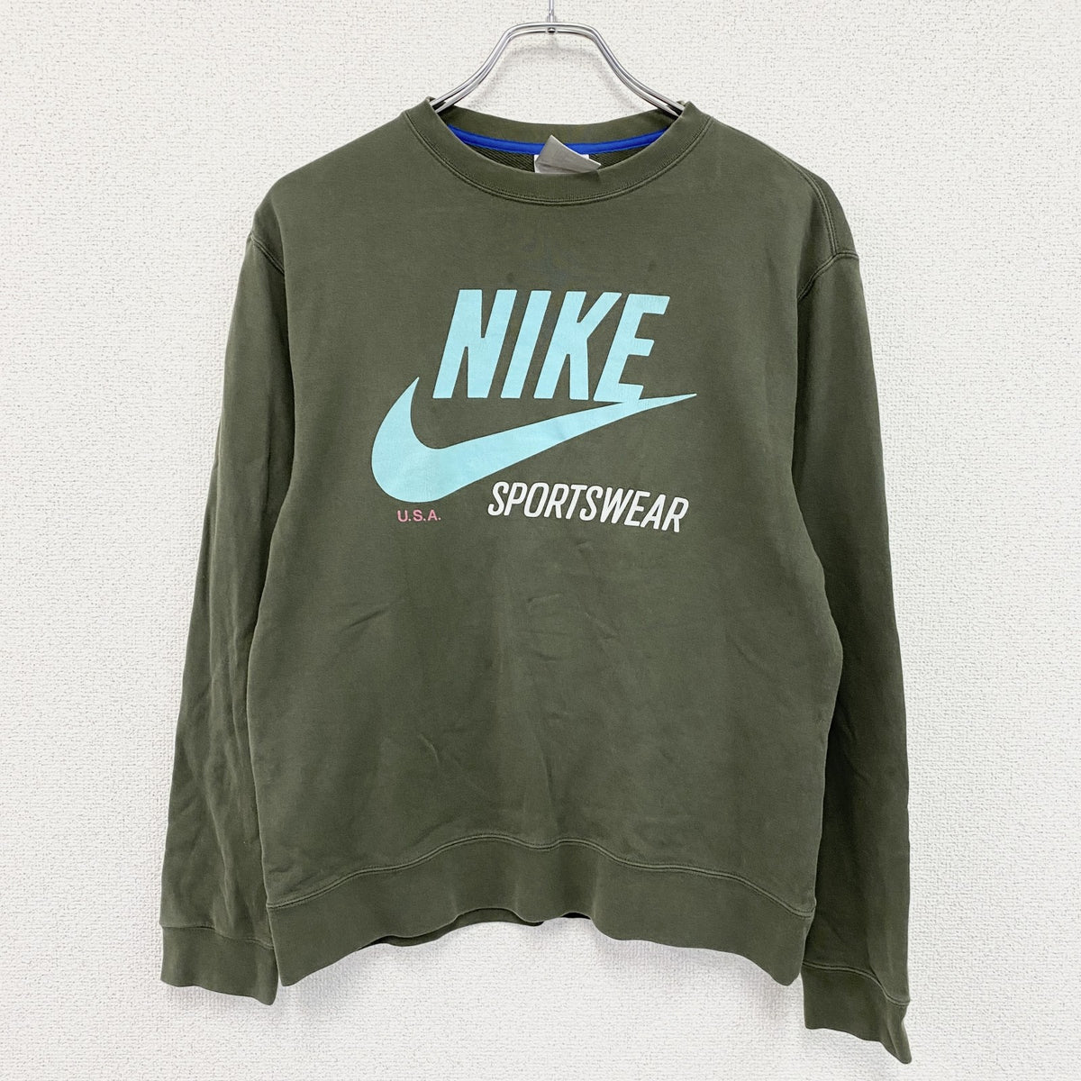 00s　NIKE　ナイキ　スウェット/トレーナー　スウッシュ　デカロゴ　ヴィンテージ　カーキ　Lサイズ スウェットトップス メンズ コットン 古着