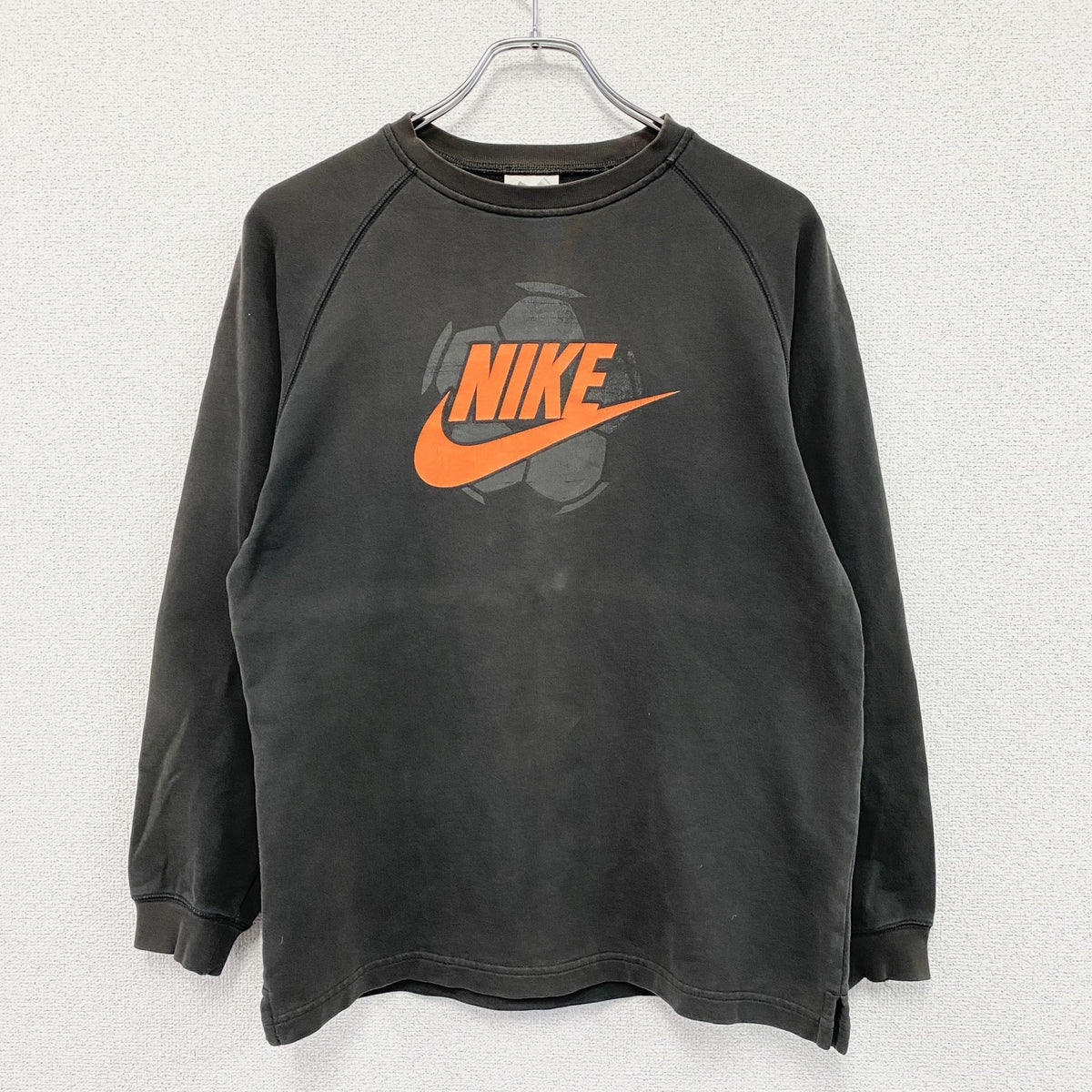 00s　NIKE　ナイキ　スウェット/トレーナー　フェード　デカロゴ　ヴィンテージ　黒　ブラック　Lサイズ　古着