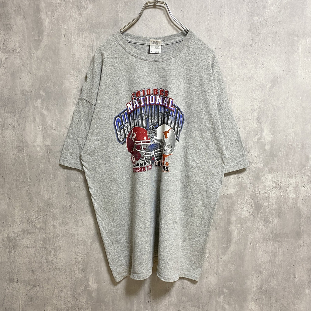 GILDAN ギルダン　NCAA　アメフト　半袖クルーネックプリントTシャツ　グレー　灰色　スポーツ　XLサイズ　古着