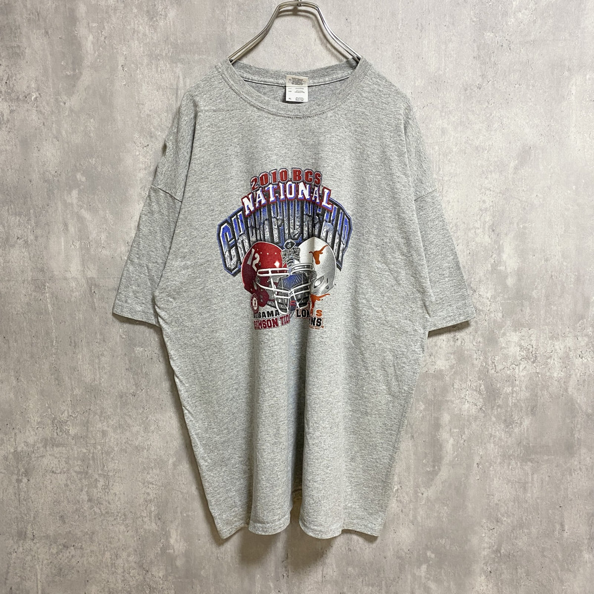 GILDAN ギルダン　NCAA　アメフト　半袖クルーネックプリントTシャツ　グレー　灰色　スポーツ　XLサイズ　古着