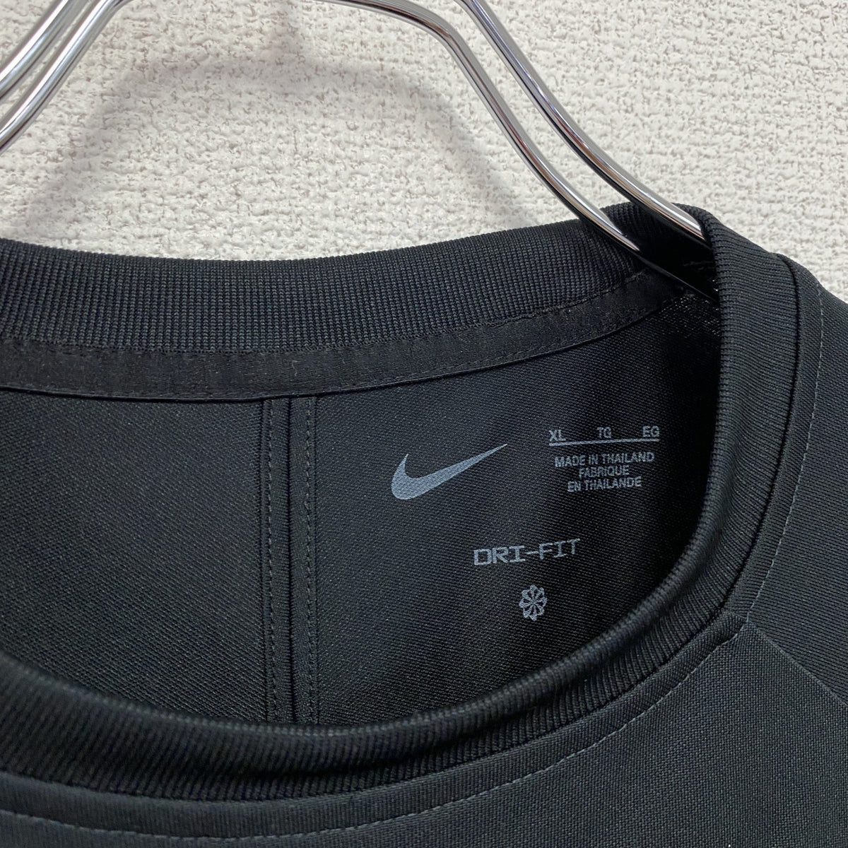 NIKE　ナイキ　DRI-FIT　半袖Tシャツ　スウッシュ　黒　ブラック　XLサイズ　古着