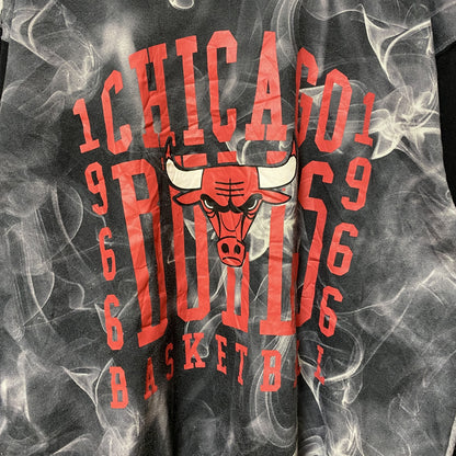 古着 used　NBA　CHICAGO BULLS シカゴブルズ　長袖スウェット　トレーナー　バスケ　スポーツ　XLサイズ