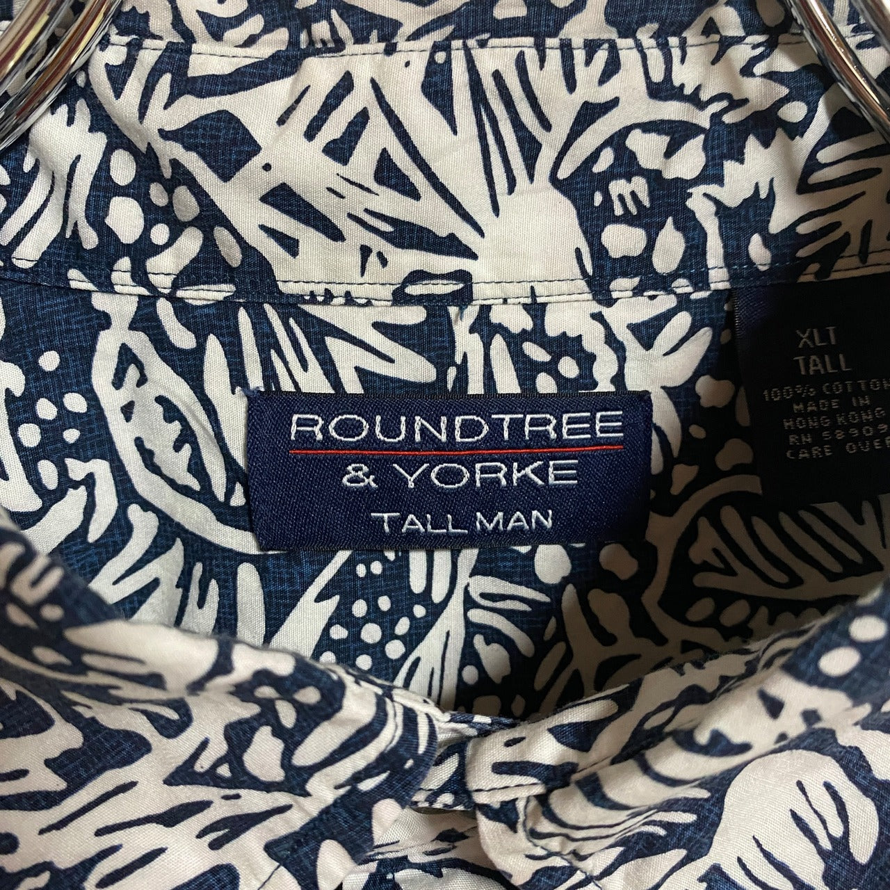 古着 used　ROUNDTREE&YORKE　半袖総柄デザインシャツ　花柄　ネイビー　白　春夏服　ビッグシルエット　XLサイズ