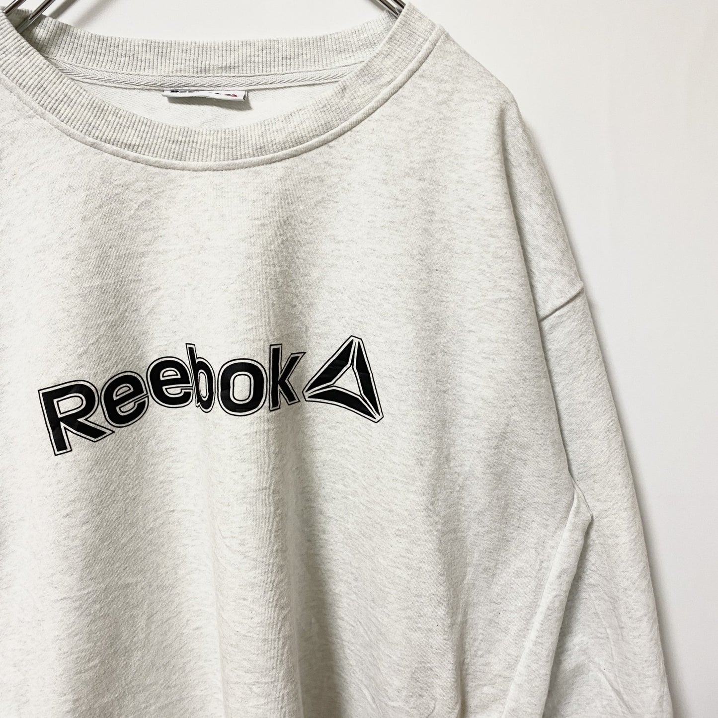 古着 used Reebok リーボック　長袖ロゴプリントスウェット　トレーナー　クルーネック　レトロデザイン　ライトグレー　