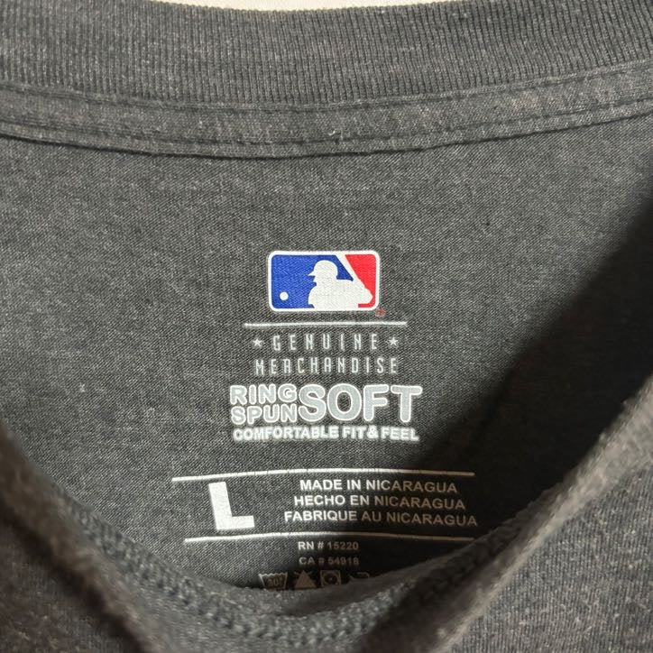 古着 used　MLB　半袖オフィシャルプリントTシャツ　セントルイスカージナルス　野球　ダークグレー　春夏服　Lサイズ