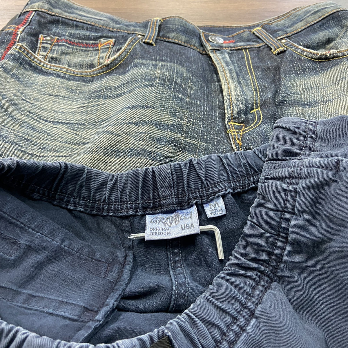 GRAMICCI　グラミチ　グラミチパンツ　ハーフパンツ/ショートパンツ　ワンポイント　紺　ネイビー　Mサイズ　古着