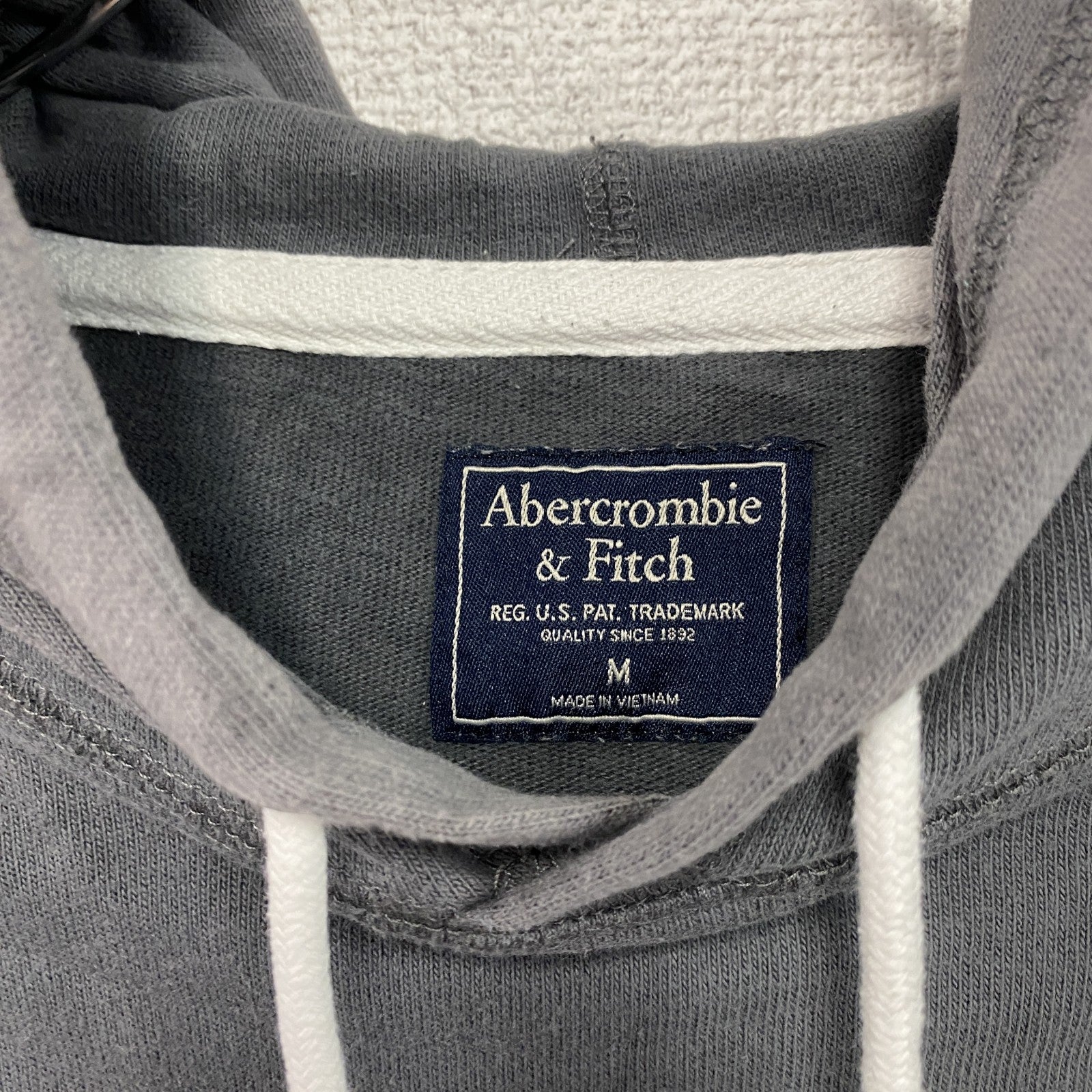 Abercrombie＆Fitch　アバクロンビー＆フィッチ　スウェットパーカー/フーディー　フェード　ダークグレー　Mサイズ