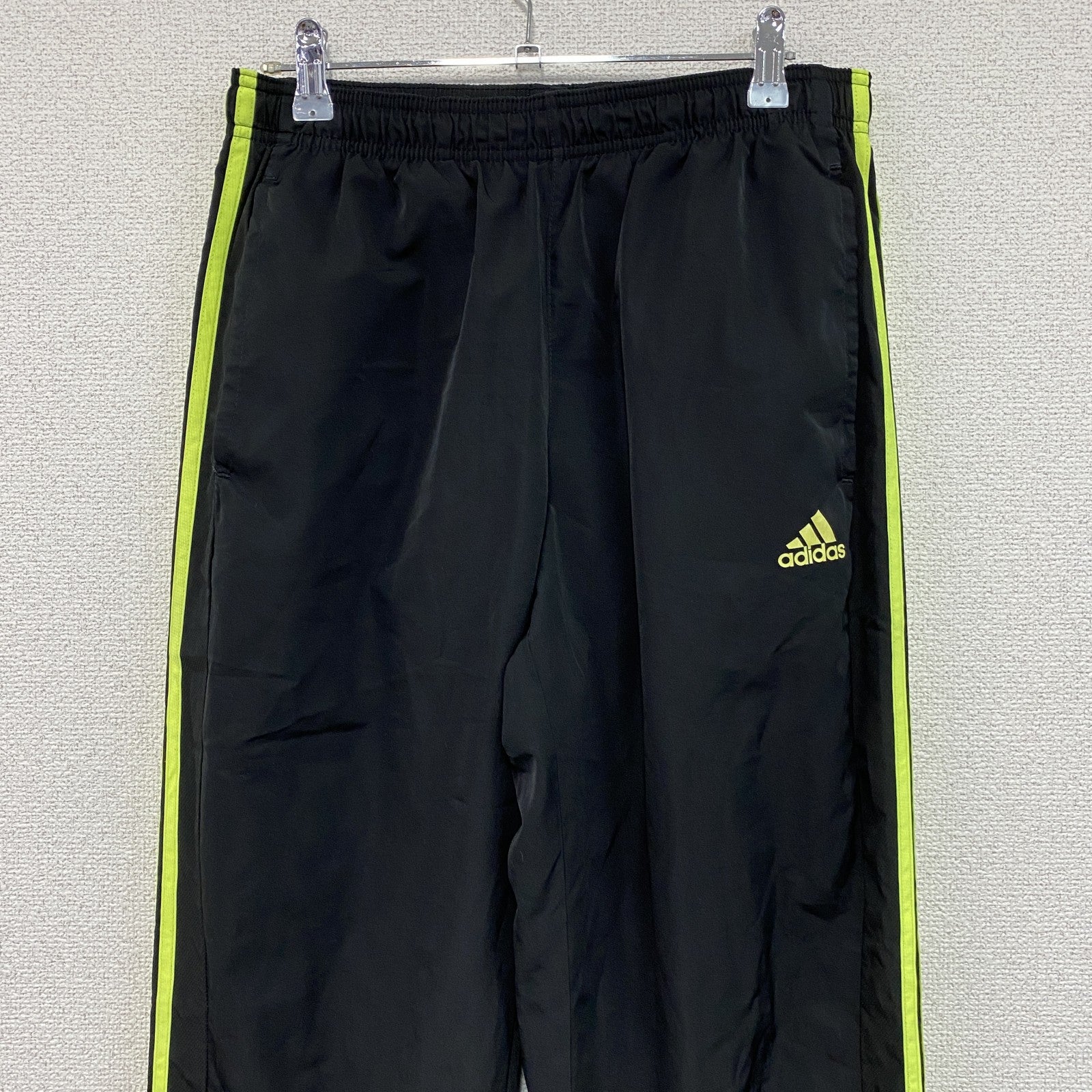 adidas　アディダス　トラックパンツ/ジャージ　黒　ブラック　Oサイズ　古着