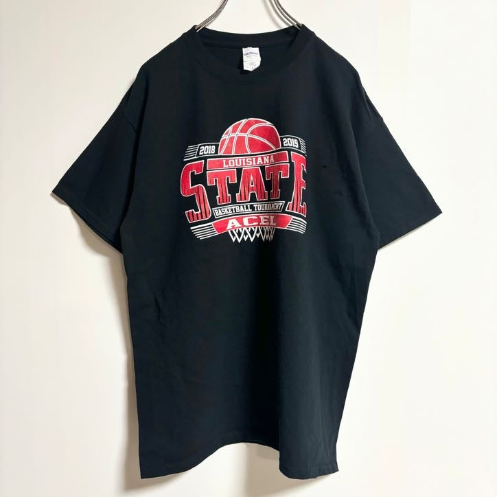 古着 used　GILDAN　ギルダン　半袖プリントスタッフTシャツ　クルーネック　スポーツ　黒　ブラック　春夏服　Mサイズ