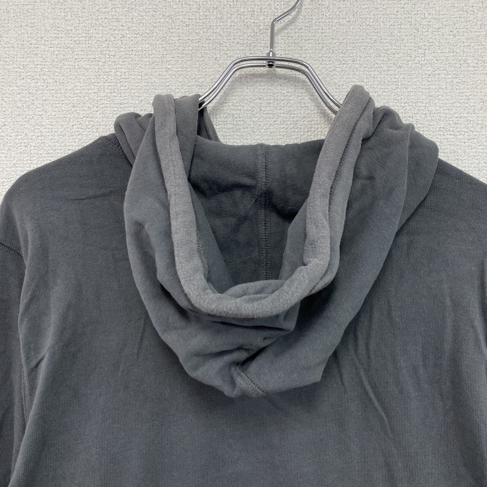 Abercrombie＆Fitch　アバクロンビー＆フィッチ　スウェットパーカー/フーディー　フェード　ダークグレー　Mサイズ