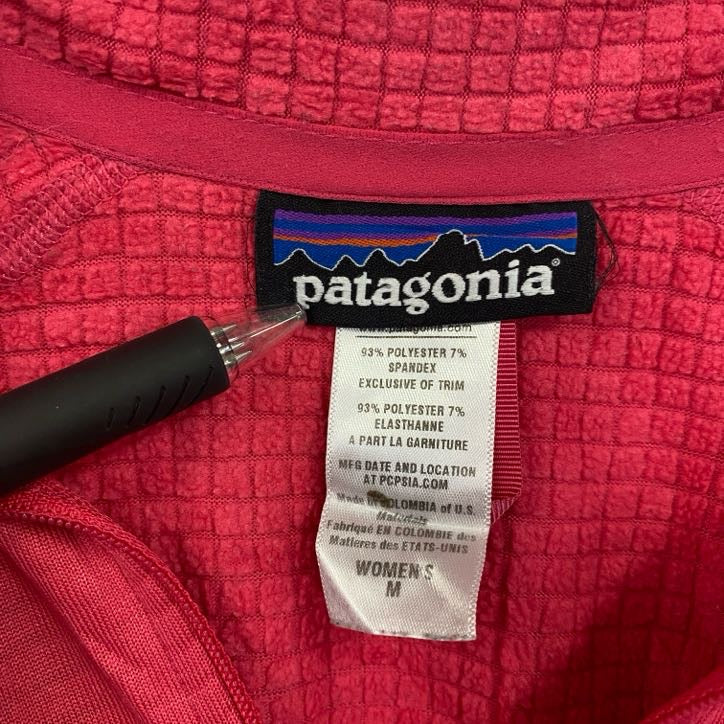 Patagonia　パタゴニア　ハーフジップフリースプルオーバー　ショッキングピンク　Mサイズ