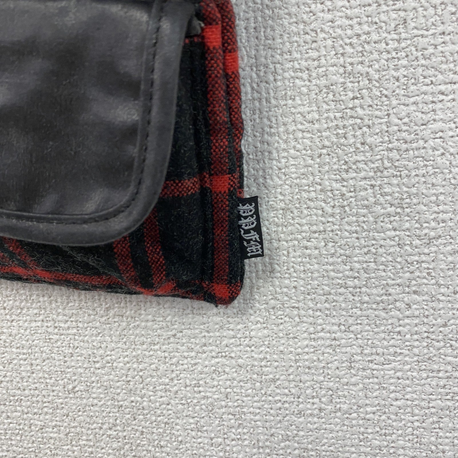 PPFM　ペイトンプレイスフォーメン　ショルダーバッグ　タータンチェック　赤　レッド　黒　ブラック